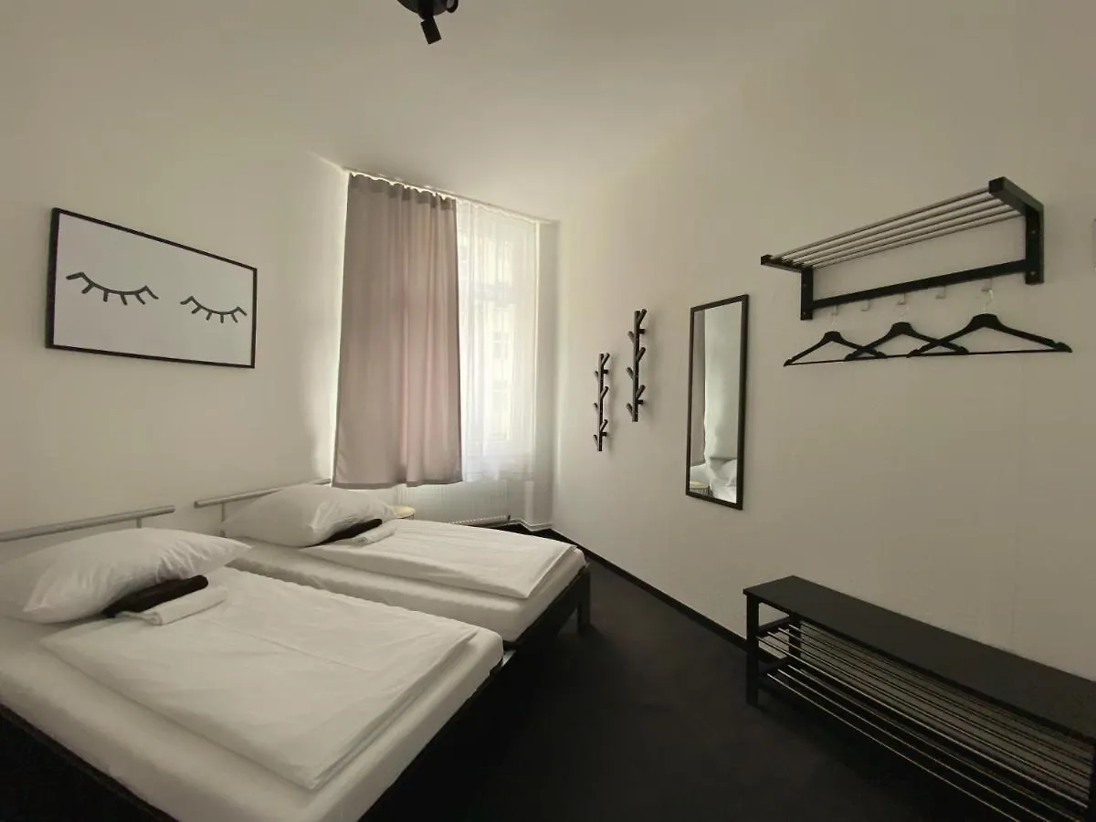 Hotel Avalex Berlin 2*,