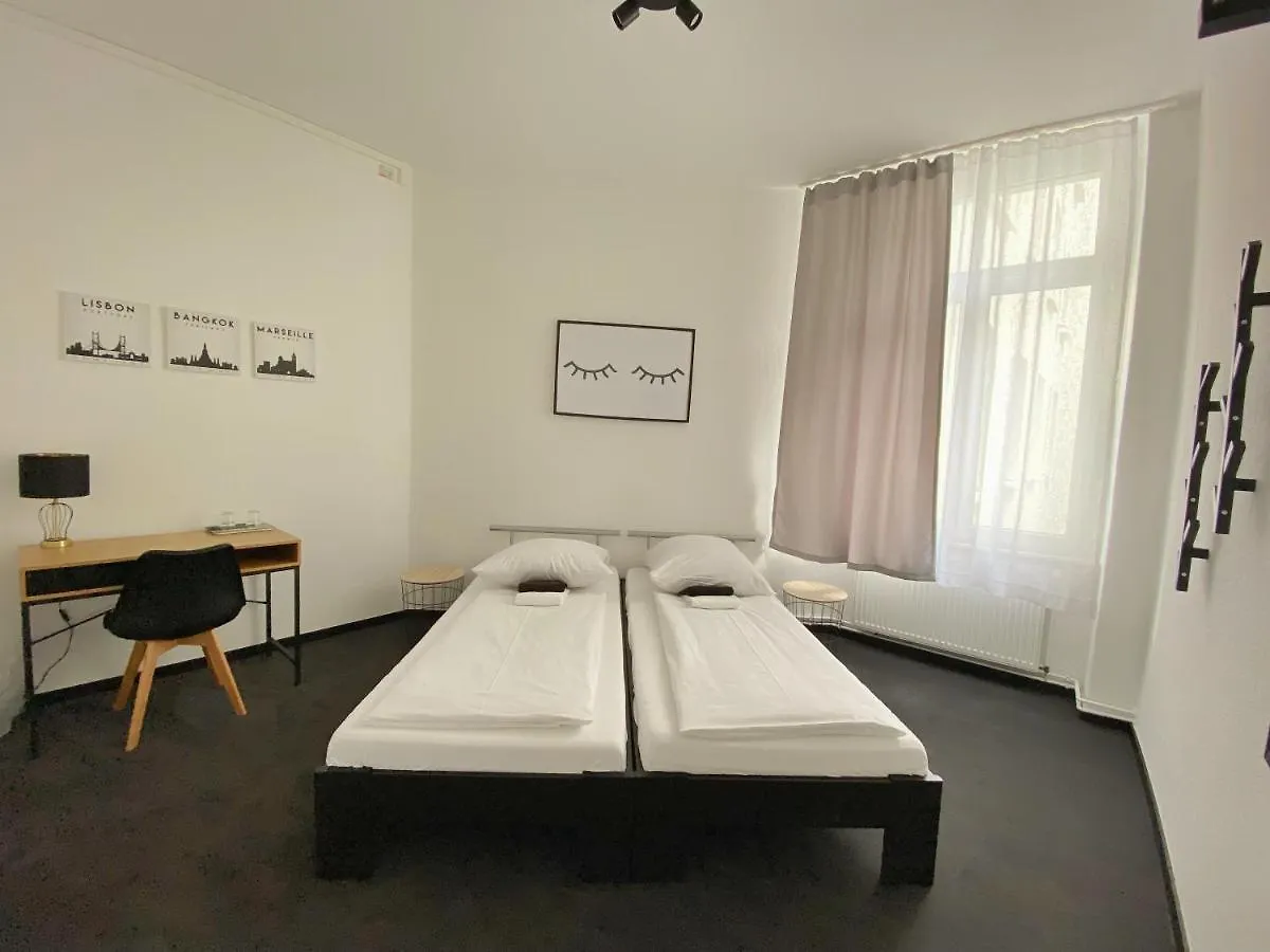 Gasthuis Hotel AVAlex Berlijn
