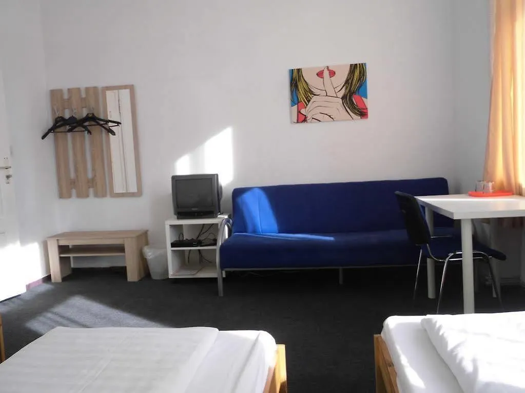 Hotel AVAlex Berlijn Duitsland